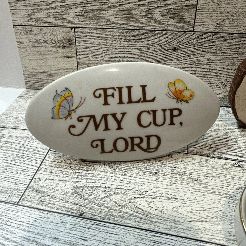 Assorted Novelty Sign Items 2.75 to 4.5